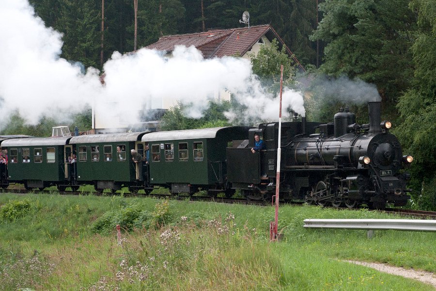 2017.08.06 Mh.4 Oldtimertreffen von Gmuend nach Litschau (7)